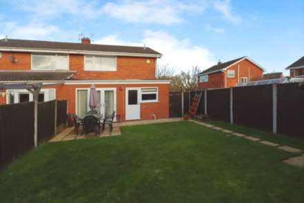 Burdett Avenue, Spital, Image 4
