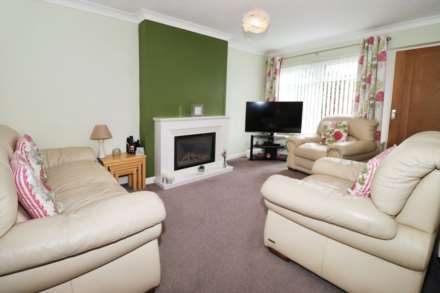 Burdett Avenue, Spital, Image 6