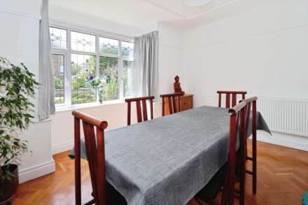 Regents Way, Higher Bebington, Image 9