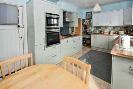 Kings Road, Bebington, Image 10