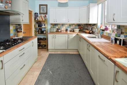 Kings Road, Bebington, Image 12