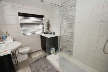 Kings Road, Bebington, Image 19