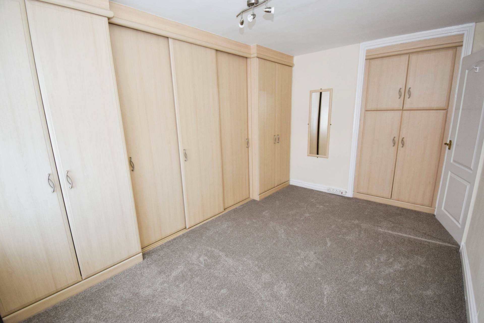 Gwendoline Close, Thingwall, Image 10