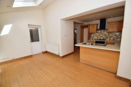 Gwendoline Close, Thingwall, Image 9