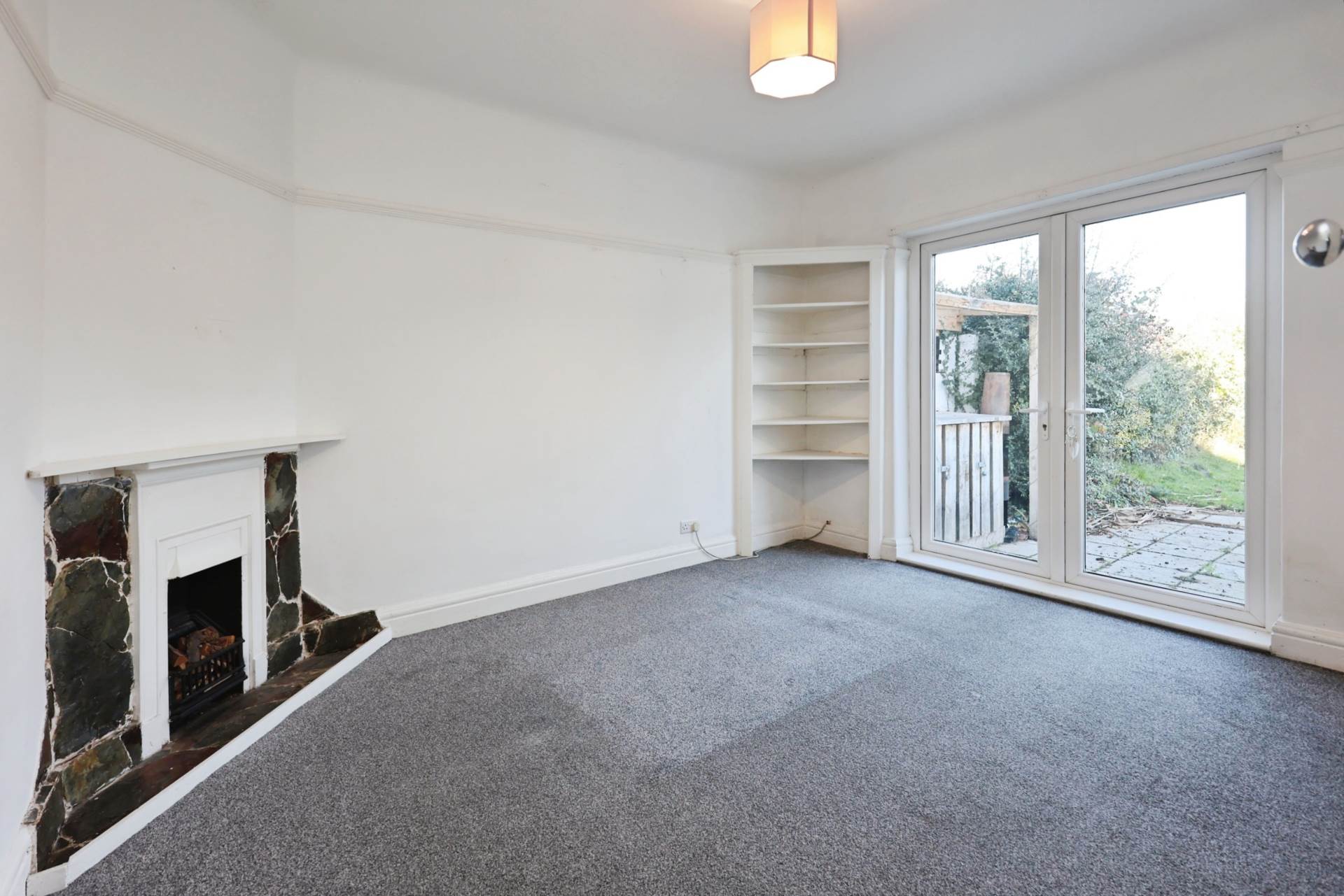 Cross Lane, Bebington, Image 2