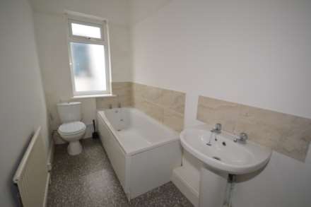 Cross Lane, Bebington, Image 11