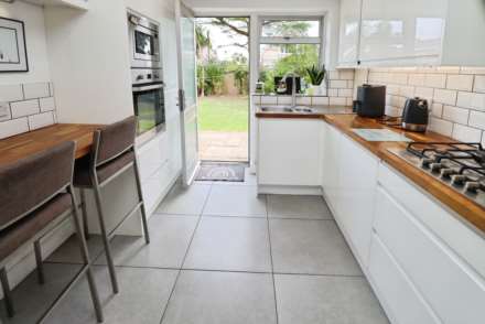 Ascot Drive, Bebington, Image 10