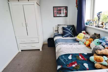 Ascot Drive, Bebington, Image 17