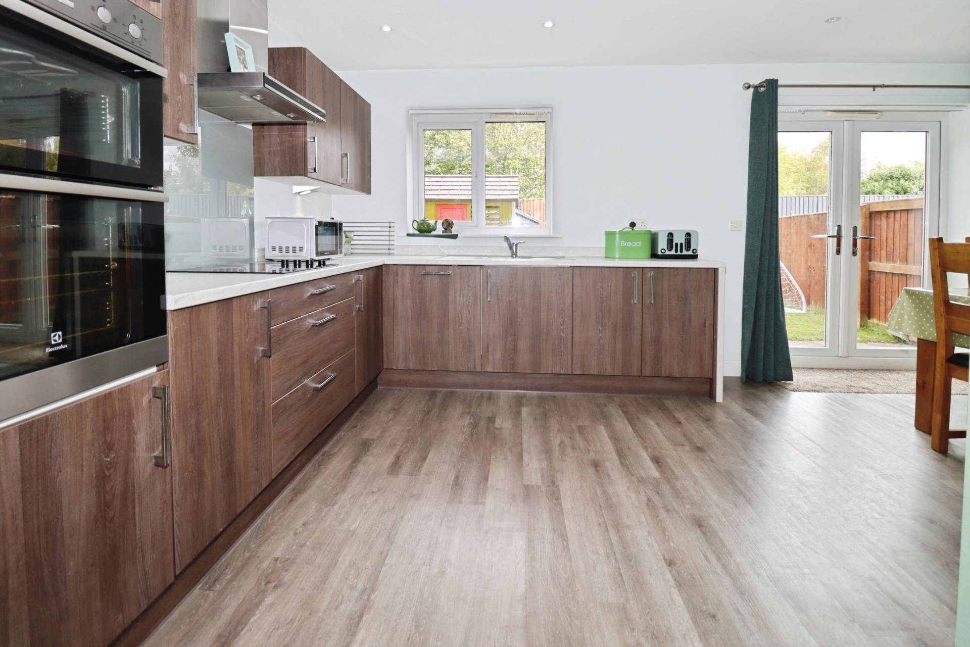Bromborough Road, Bebington, Image 10
