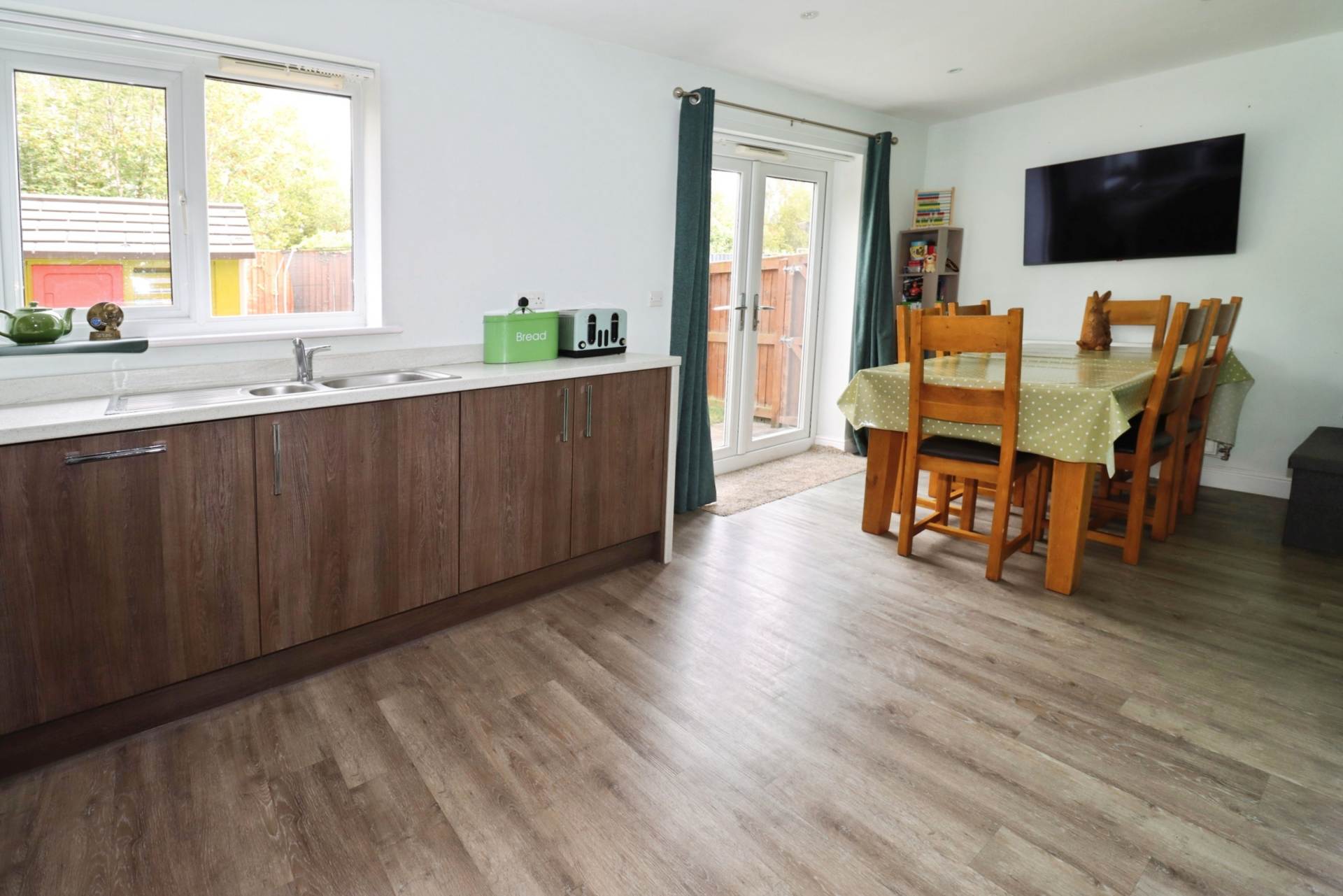 Bromborough Road, Bebington, Image 12