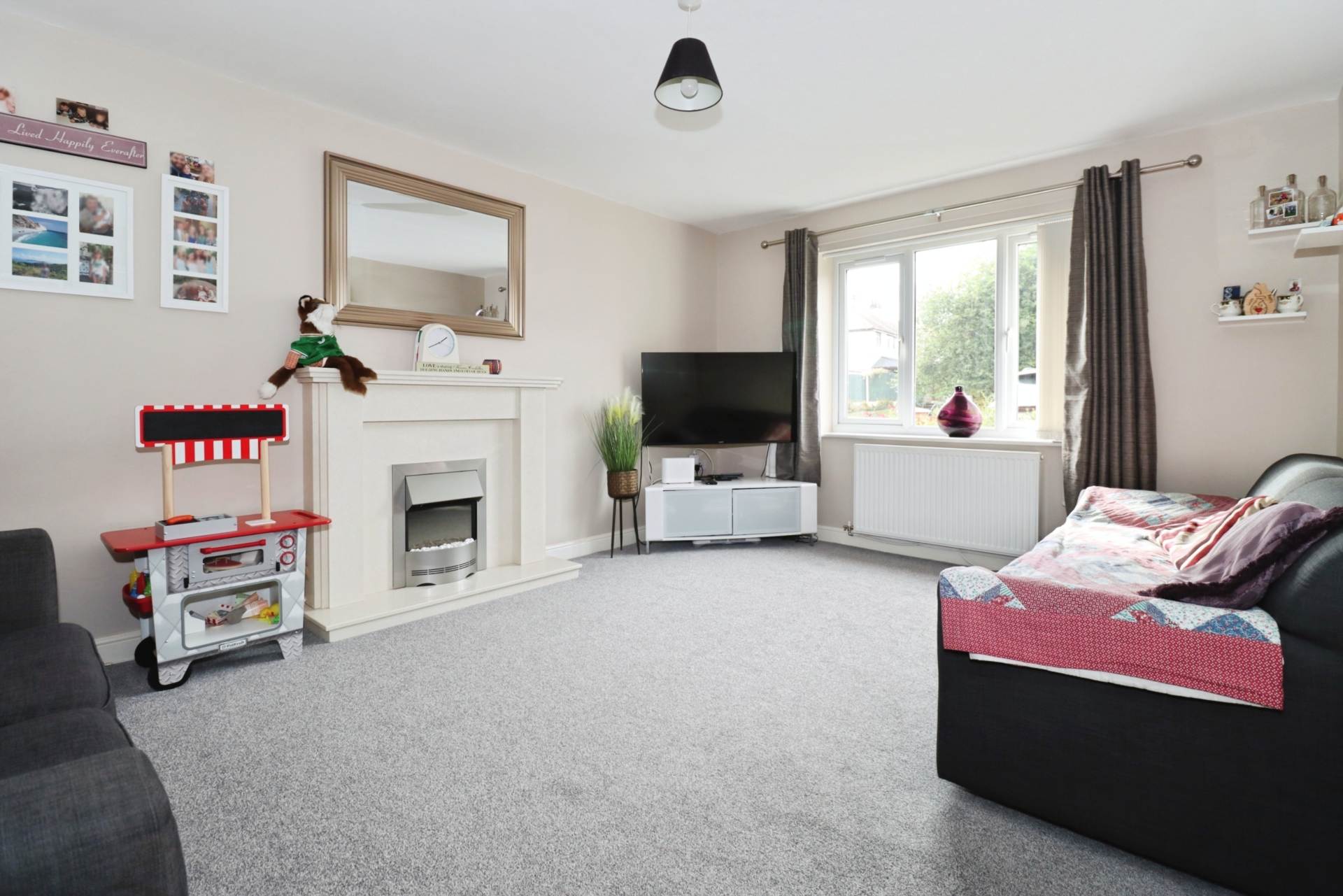 Bromborough Road, Bebington, Image 2