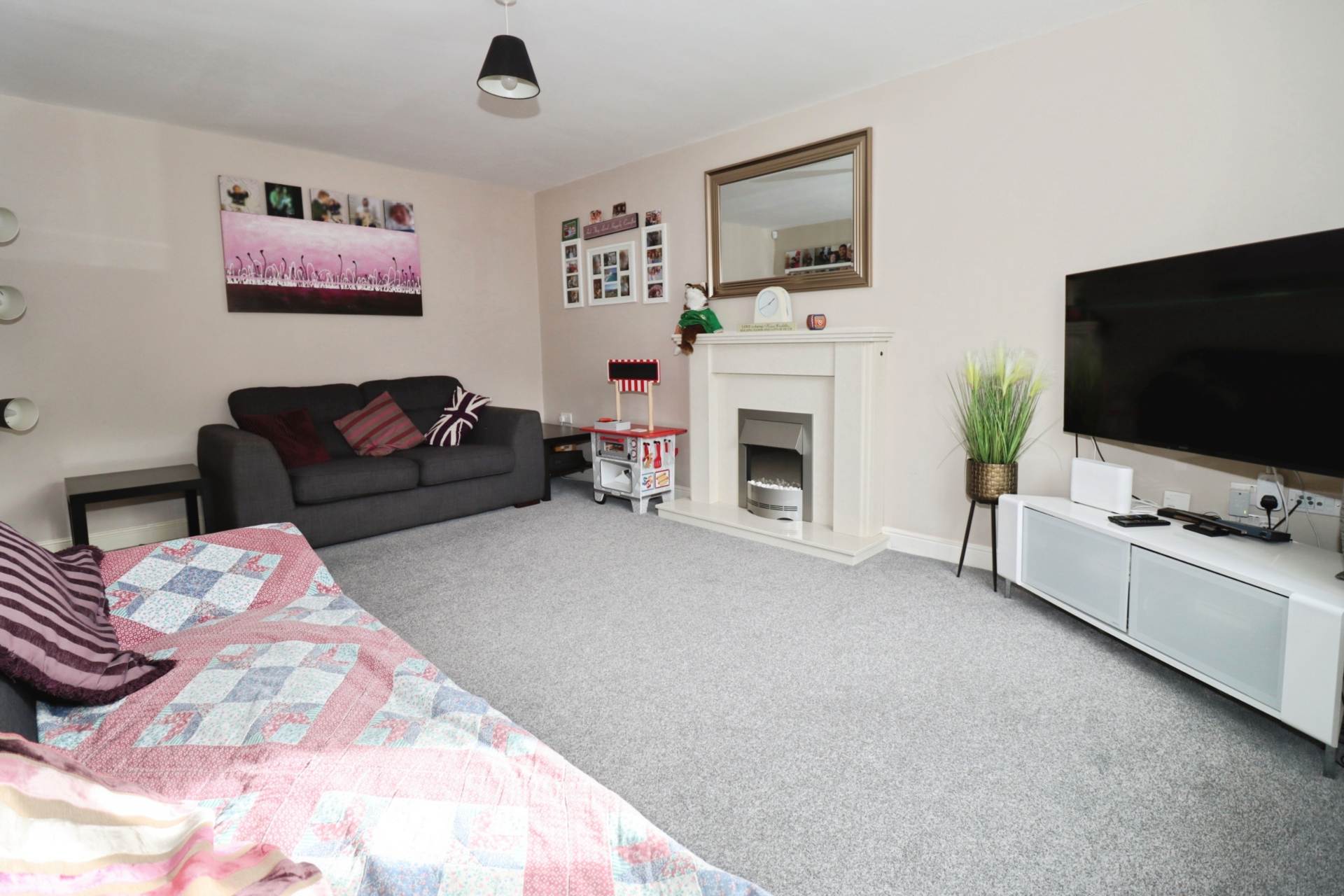 Bromborough Road, Bebington, Image 7