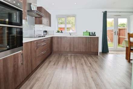 Bromborough Road, Bebington, Image 10