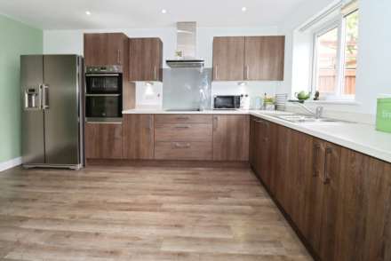 Bromborough Road, Bebington, Image 11