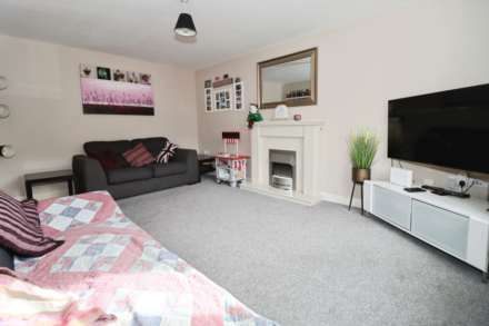 Bromborough Road, Bebington, Image 7