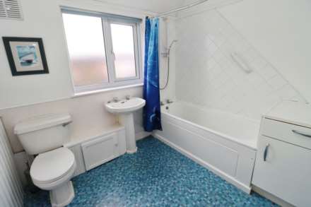 New Chester Road, Bromborough, Image 18