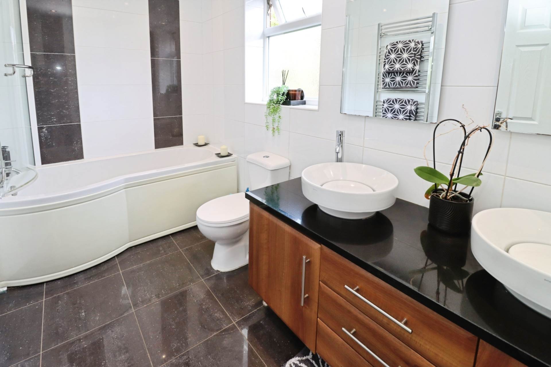 Elton Drive, Spital, Image 24