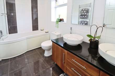 Elton Drive, Spital, Image 24