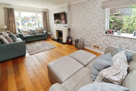 Elton Drive, Spital, Image 6
