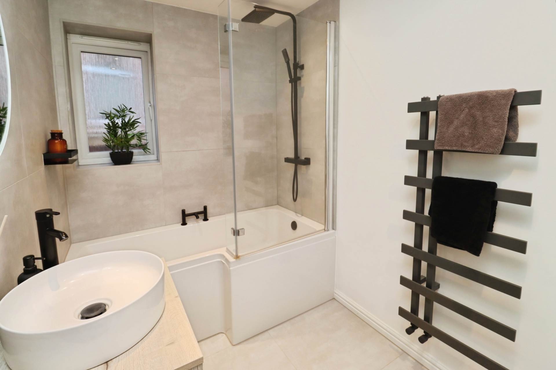 Pool Lane, Bromborough, Image 29