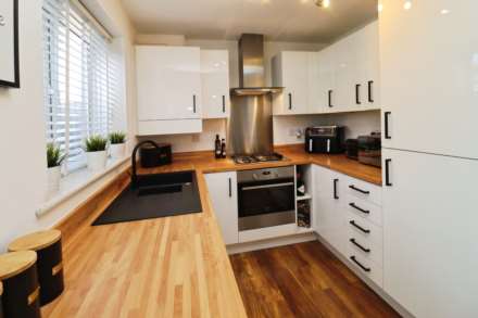 Pool Lane, Bromborough, Image 20
