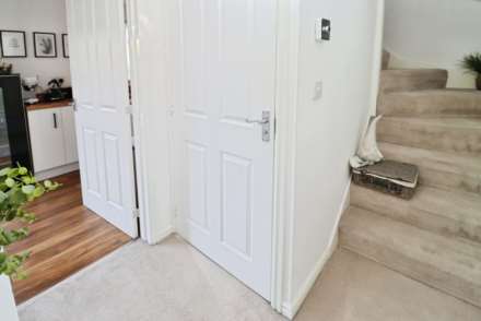 Pool Lane, Bromborough, Image 27