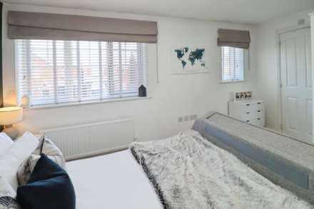 Pool Lane, Bromborough, Image 28