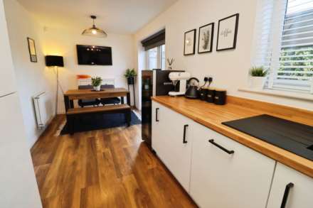 Pool Lane, Bromborough, Image 6