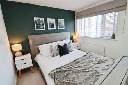 Pool Lane, Bromborough, Image 9