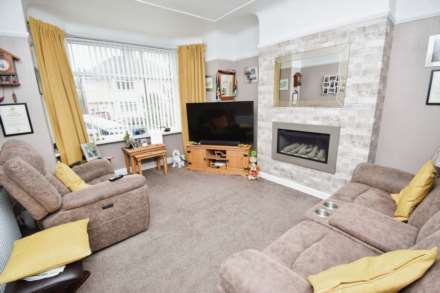 Queenswood Avenue, Bebington, Image 3