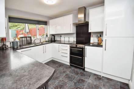 Queenswood Avenue, Bebington, Image 4