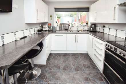 Queenswood Avenue, Bebington, Image 9