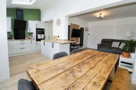 Langdale Road, Bebington, Image 3