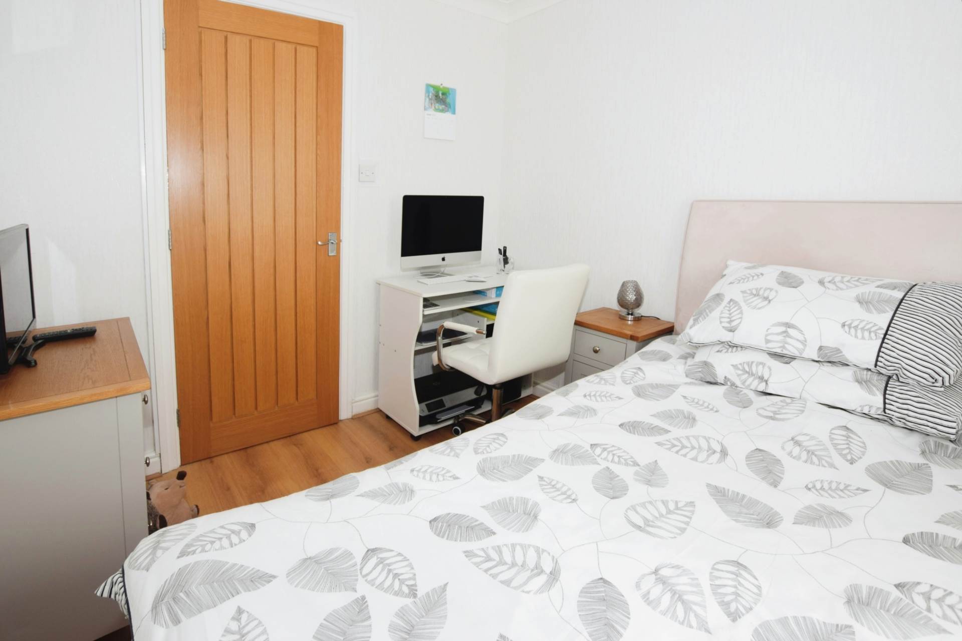Dibbinview Grove, Spital, Image 26