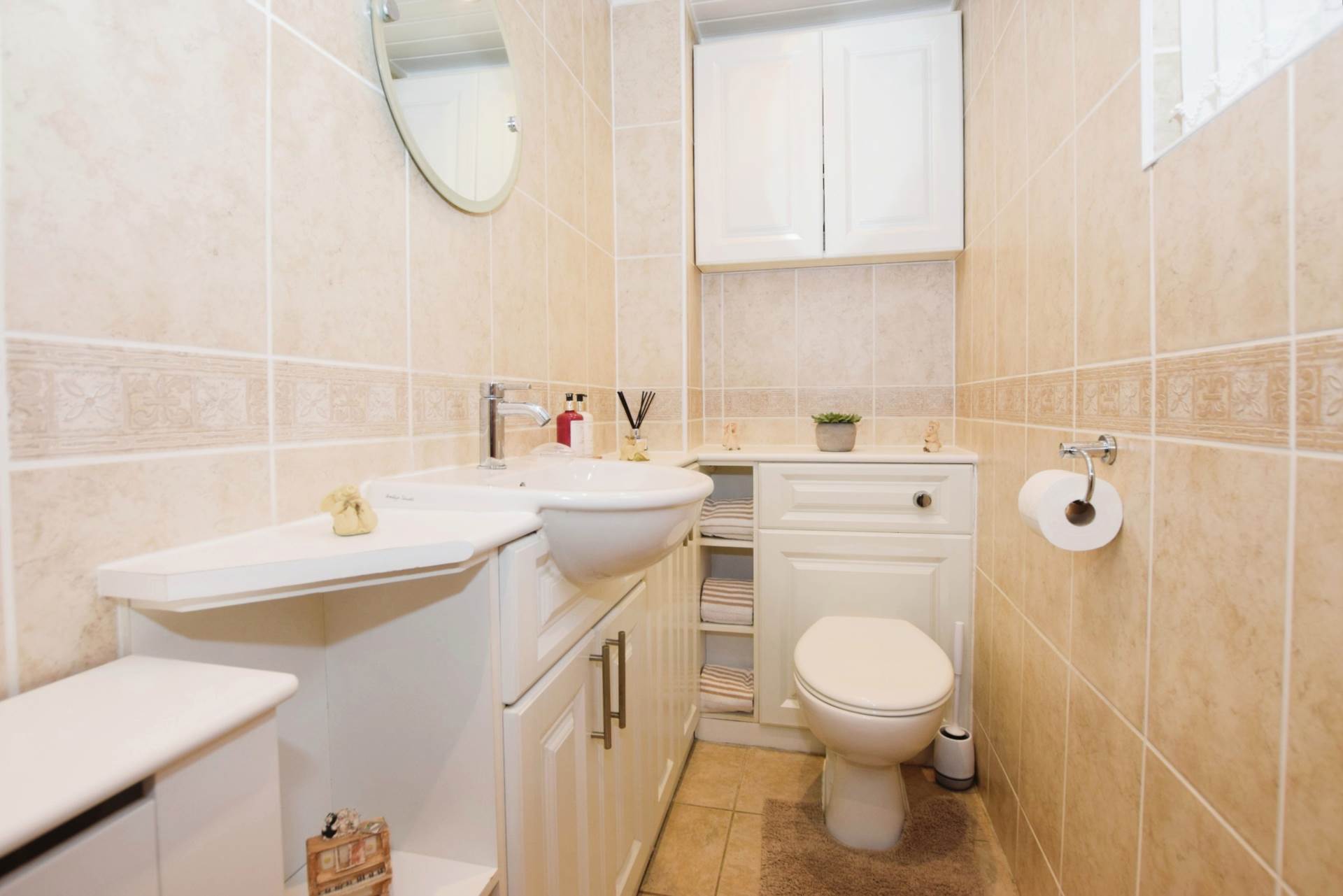 Dibbinview Grove, Spital, Image 7