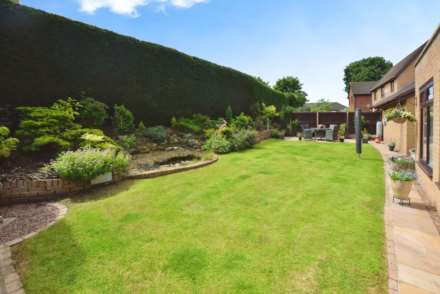 Dibbinview Grove, Spital, Image 32