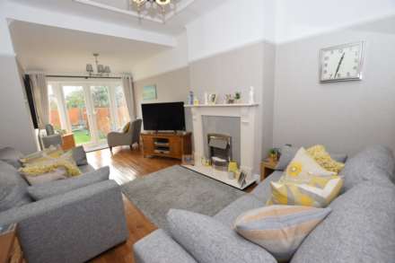 Kings Lane, Bebington, Image 2