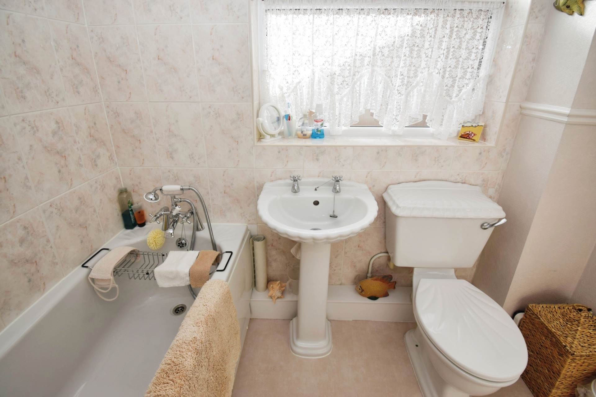 Brome Way, Spital, Image 19