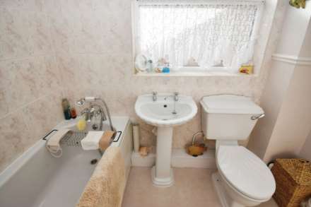 Brome Way, Spital, Image 19