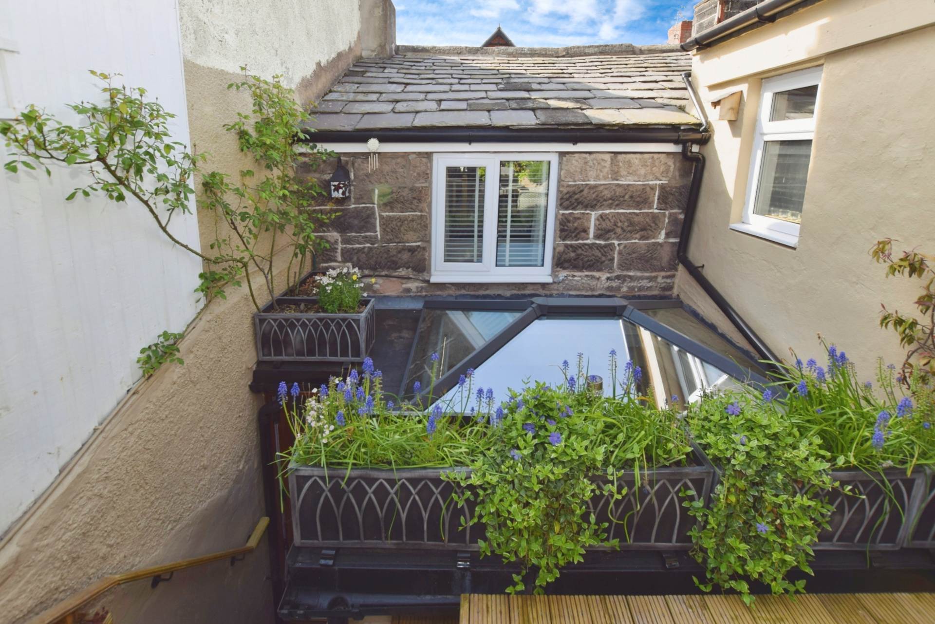 Village Road, Higher Bebington, Image 25