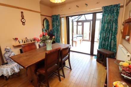 Heather Dene, Bromborough, Image 9