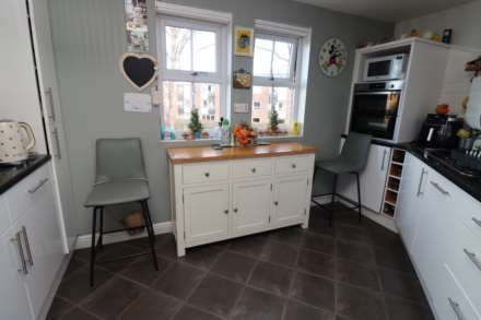 Bethany Court, Spital, Image 9