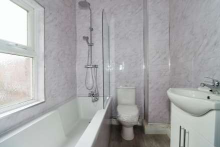 Trafalgar Drive, Bebington, Image 16
