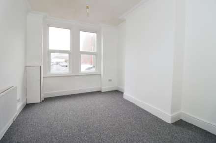 Trafalgar Drive, Bebington, Image 2