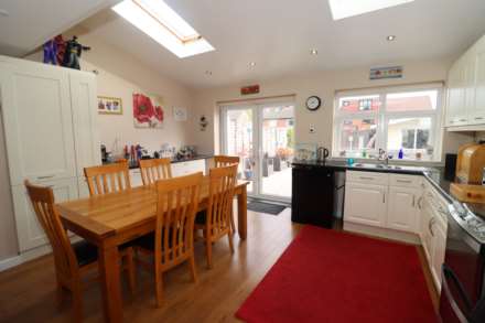 Teehey Lane, Bebington, Image 11