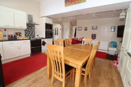 Teehey Lane, Bebington, Image 13