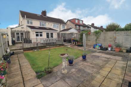 Teehey Lane, Bebington, Image 2