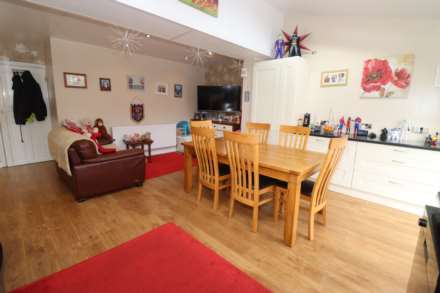 Teehey Lane, Bebington, Image 3