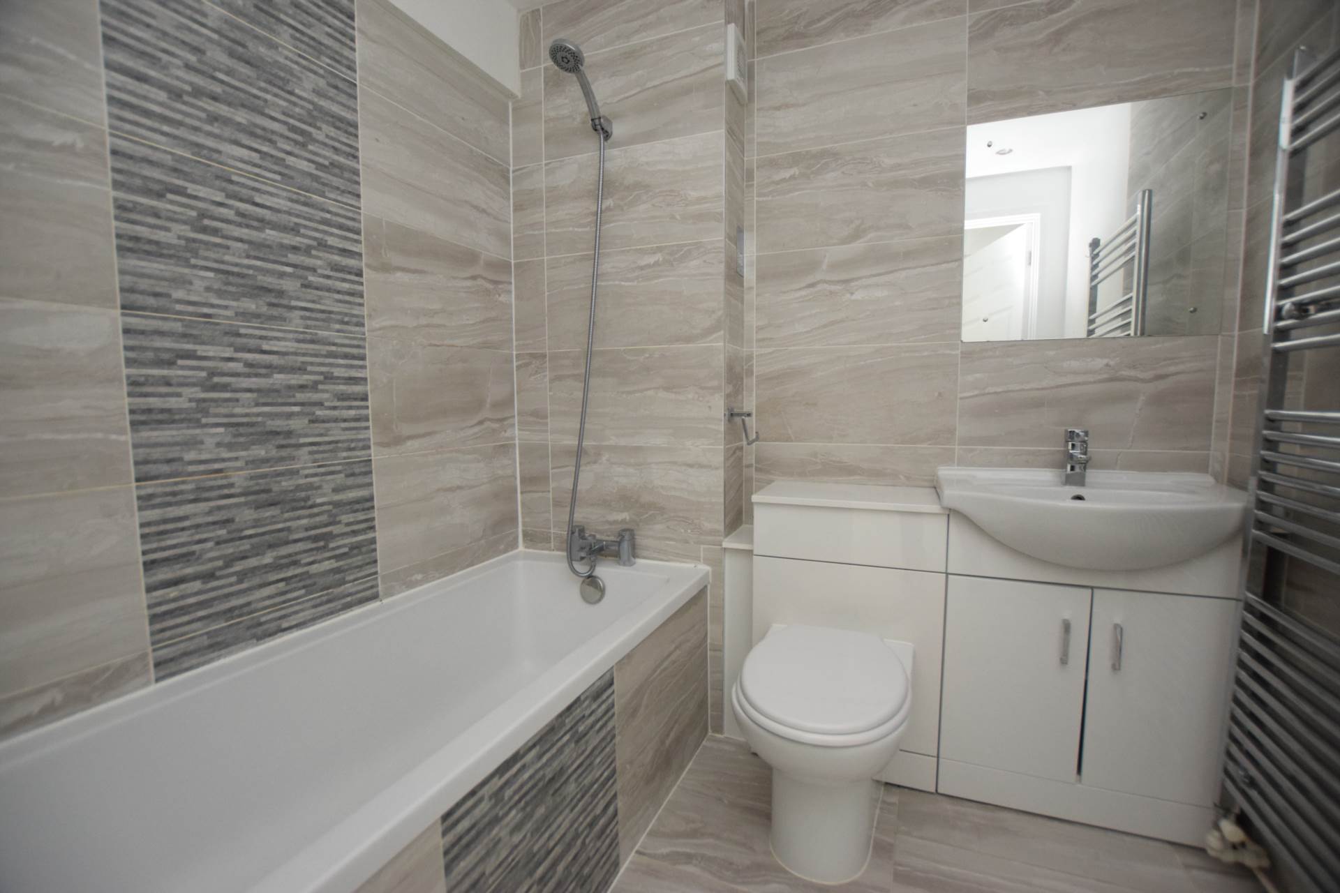 Old Chester Road, Birkenhead, Image 15