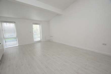 Old Chester Road, Birkenhead, Image 9